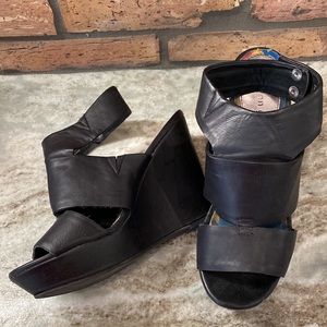 Madden Girl Black Wedge - Size 8.5